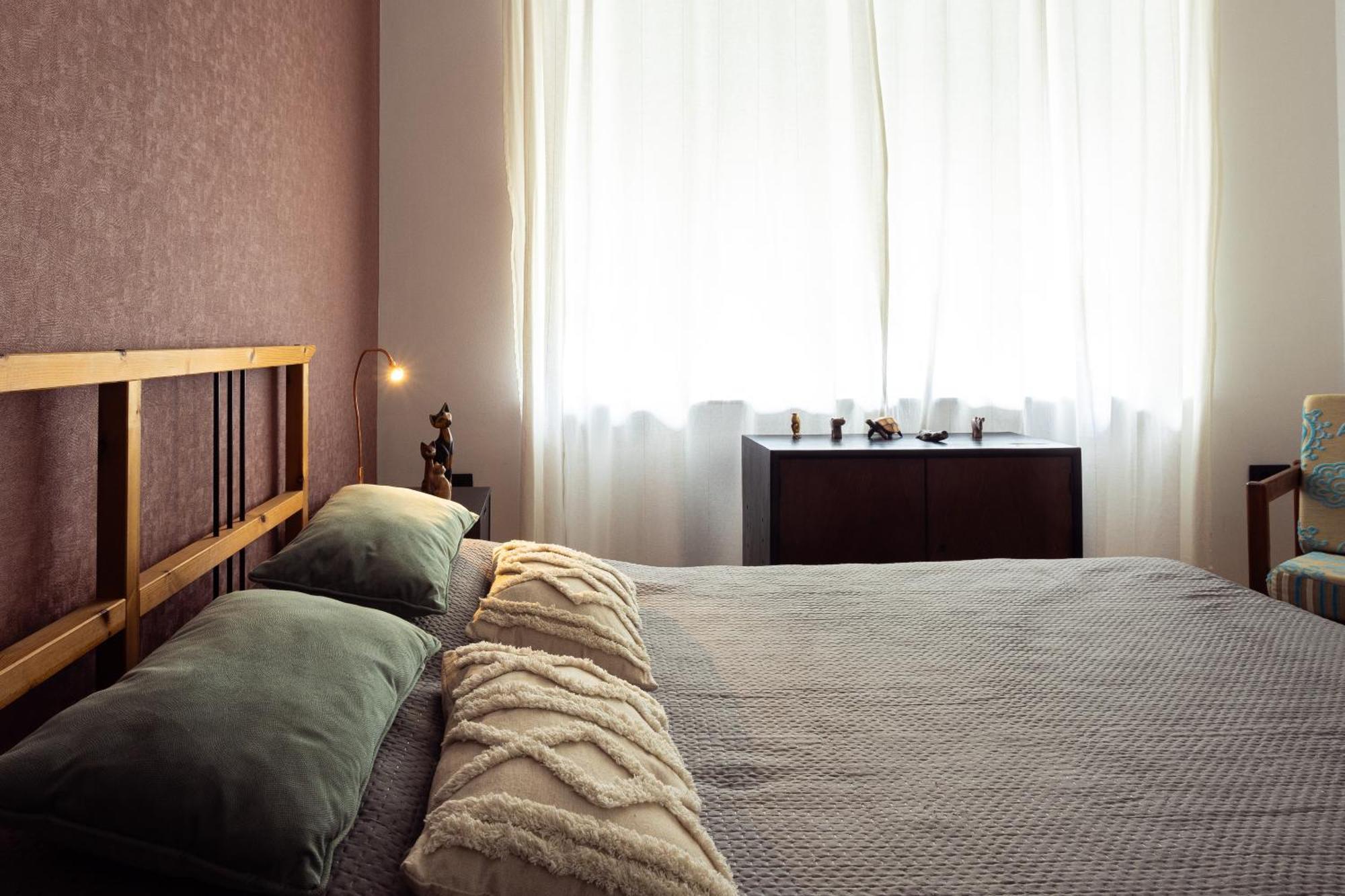 Large Two Bedroom Family App - Free Parking Ljubljana Bagian luar foto
