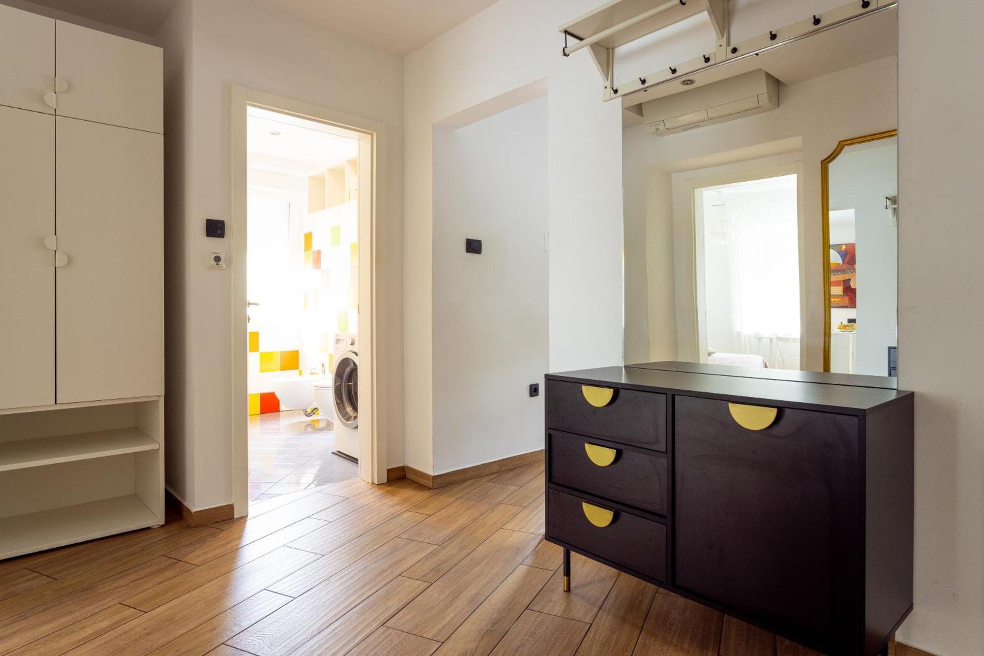 Large Two Bedroom Family App - Free Parking Ljubljana Bagian luar foto