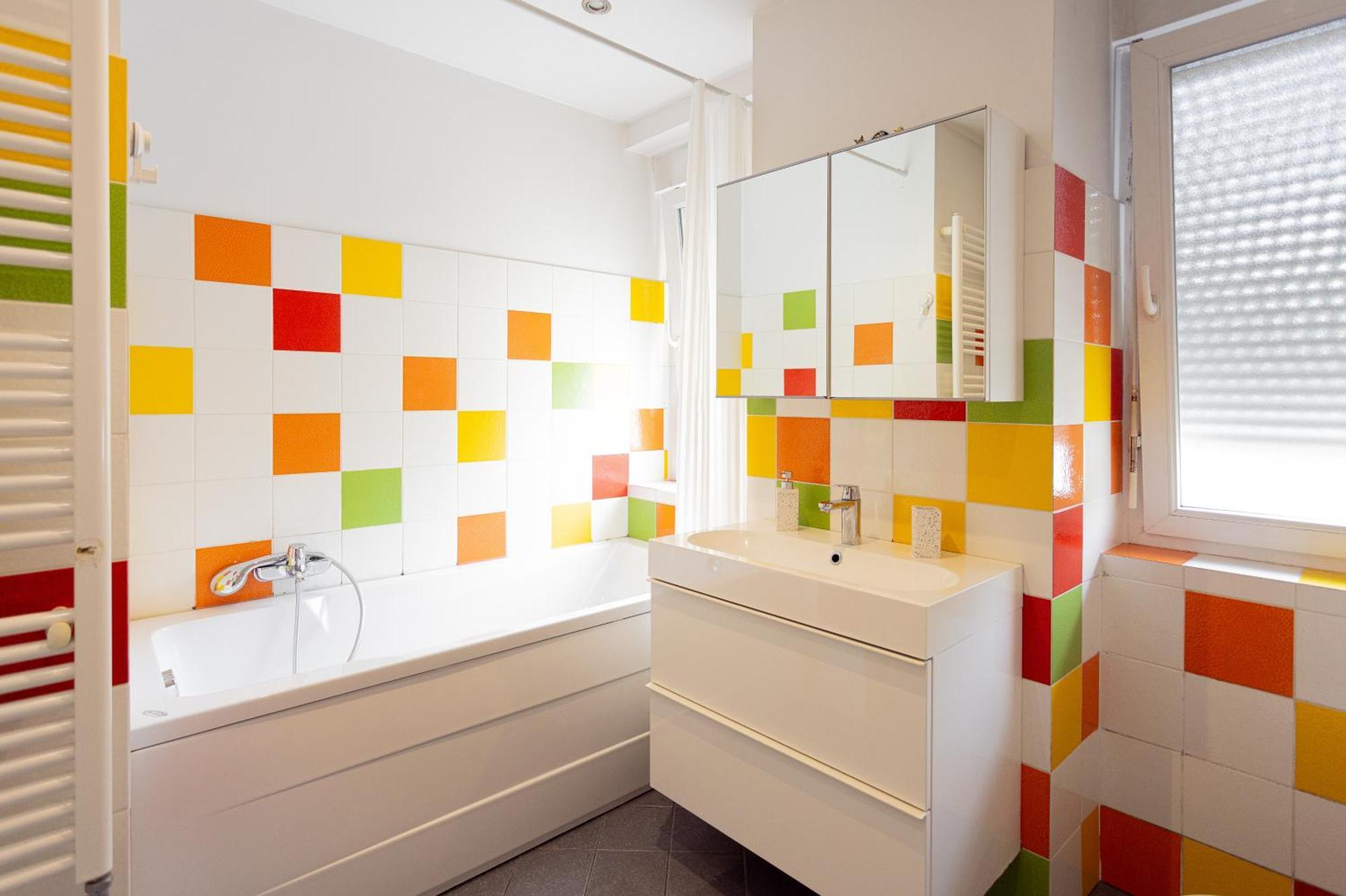 Large Two Bedroom Family App - Free Parking Ljubljana Bagian luar foto
