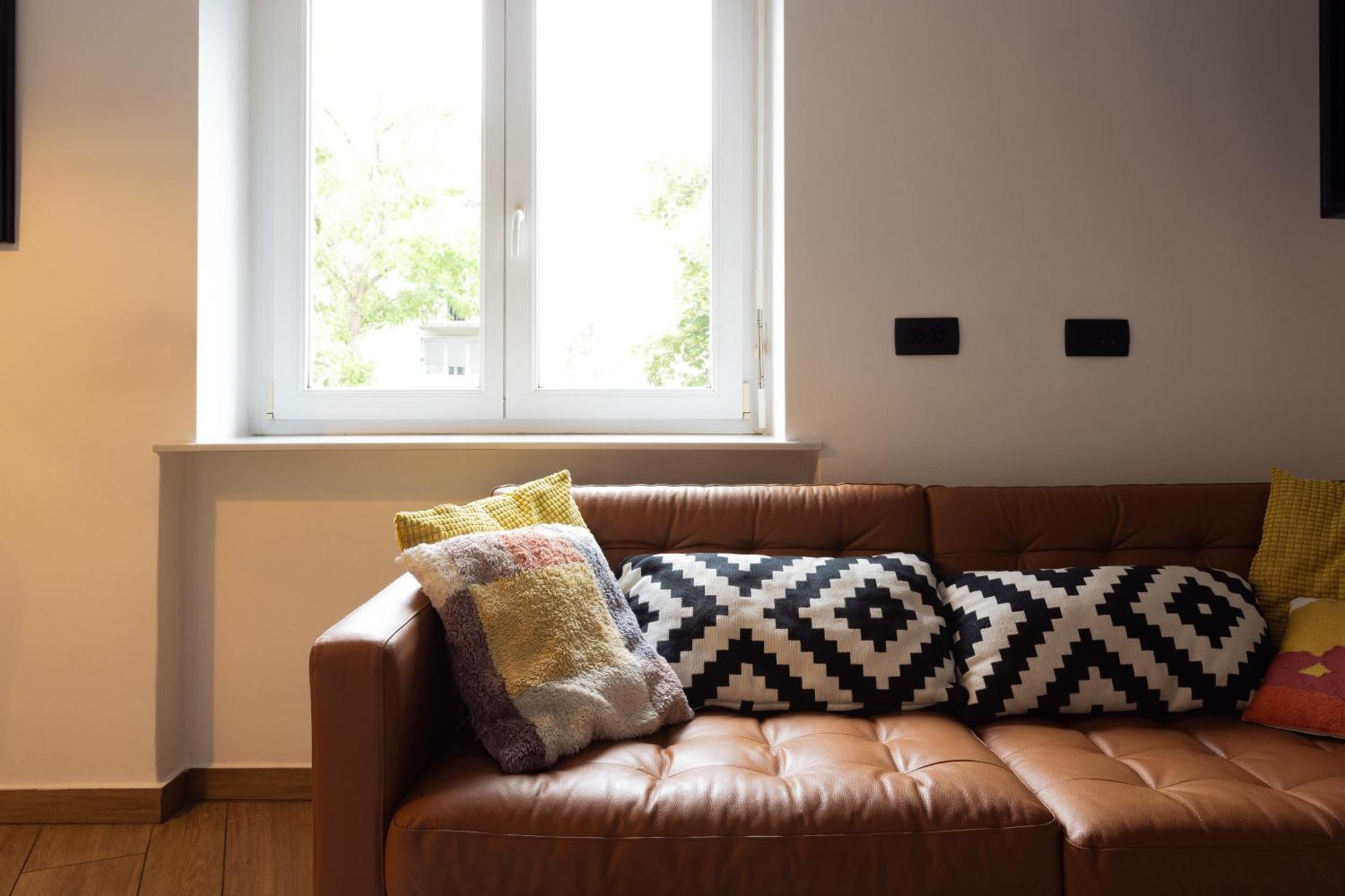 Large Two Bedroom Family App - Free Parking Ljubljana Bagian luar foto